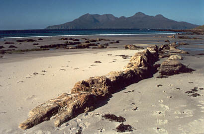 eigg image 34